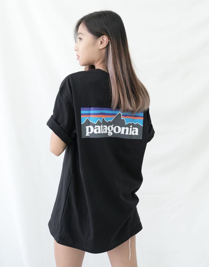 Patagonia 男裝 P-6 Logo Responsibili T-shirt 黑色細碼