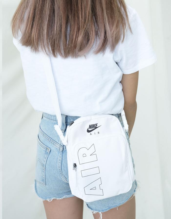 Nike Heritage Cross-body bag White