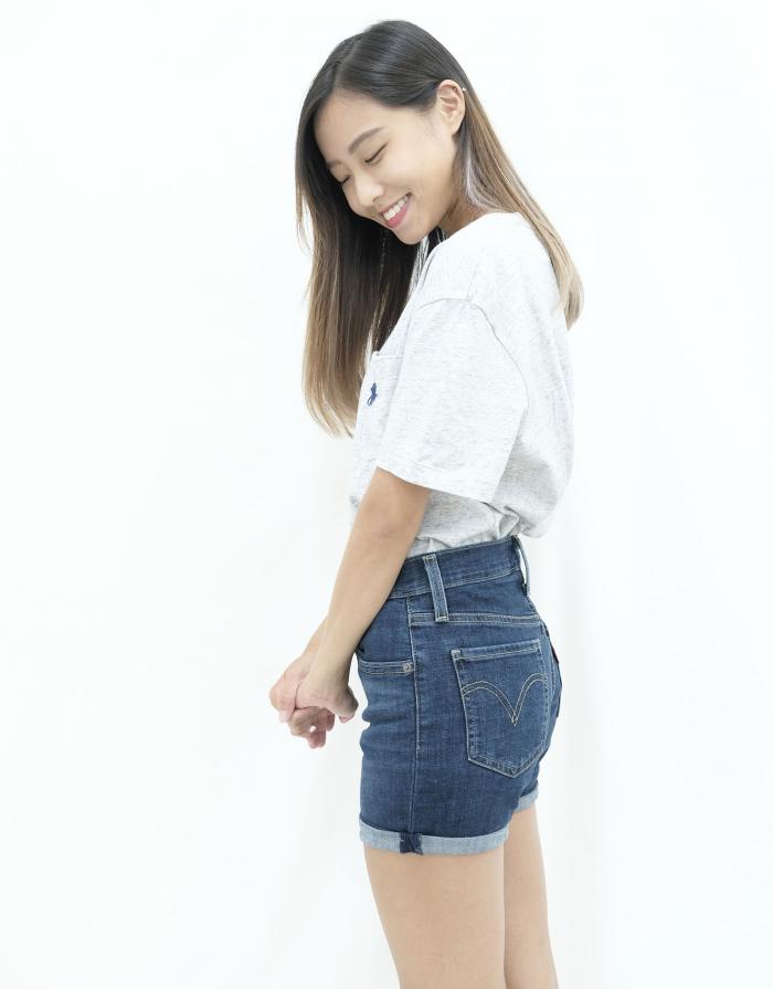 Levi's 女裝中腰牛仔短褲淺藍洗水色 24吋