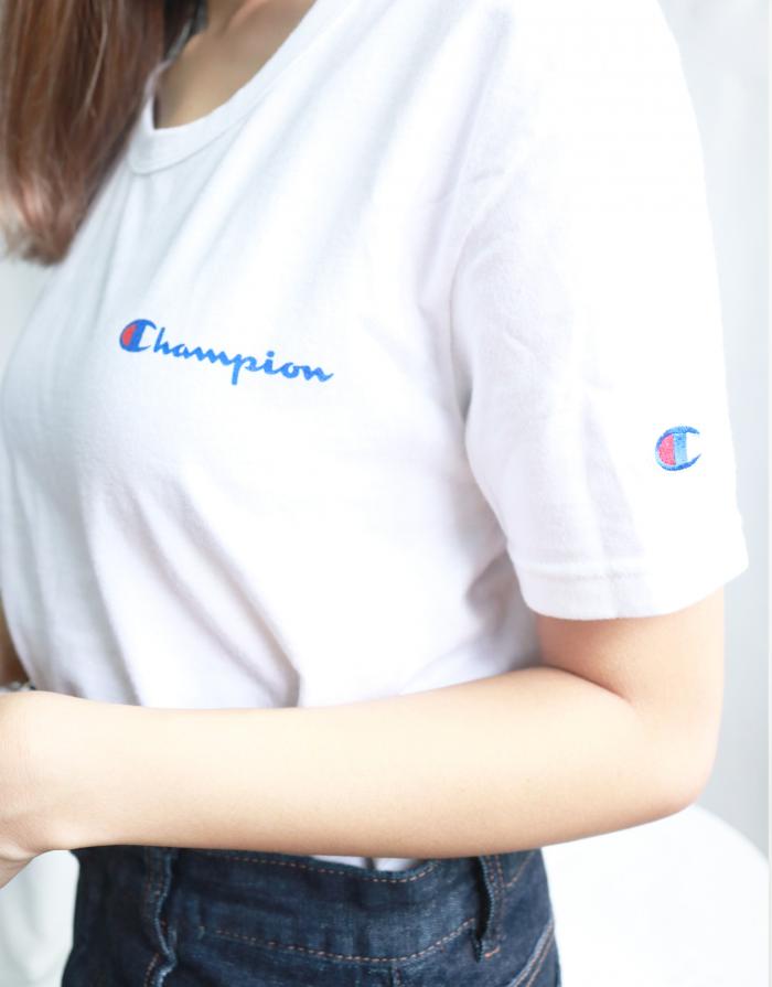 Champion 白色全寫 logo 印花T-shirt 細碼